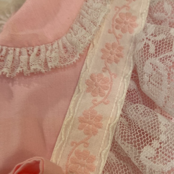 MiniWorld pink ruffled dress - Picture 2 of 4